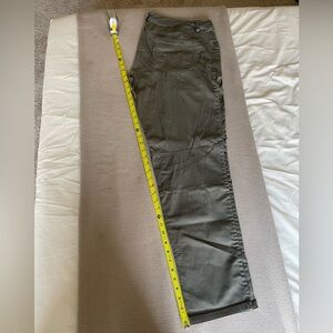 Lululemon ABC Pants - Men’s Size 36